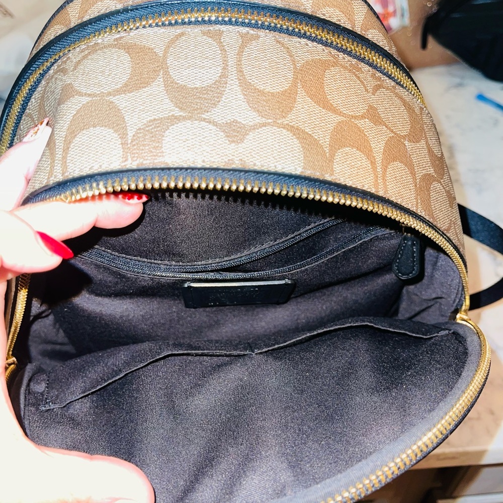 Coach Signature Canvas Backpack with Hot Pink Trim - Picture 5 of 9